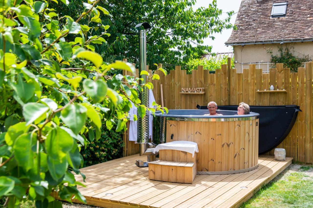 Cabane En Bois Avec Bain Nordique Asnieres-sur-Vegre Dış mekan fotoğraf